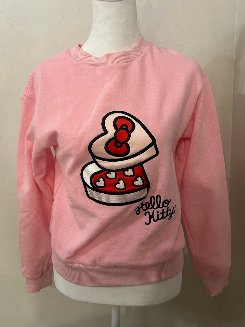 ModCloth Sanrio Hello Kitty Pink Heart Crewneck Sweatshirt-NWT Size XS